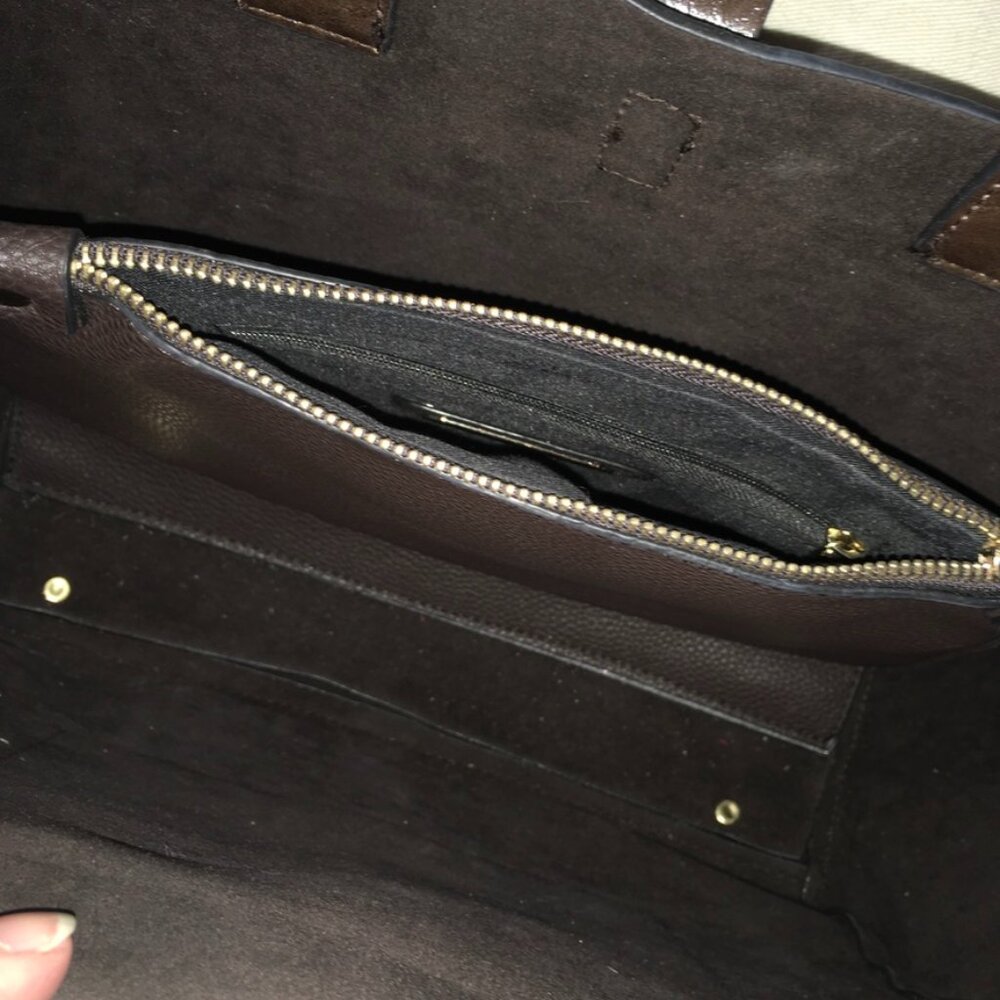Mia K Collection NWOT Tote Bag & Wristlet Wallet - Picture 10 of 13
